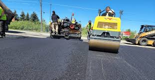 Best Driveway Grading and Leveling  in Elkader, IA